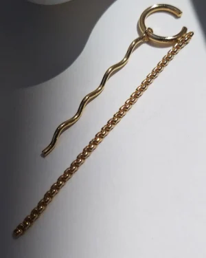 Ear cuff chapado en oro, brazalete Onda